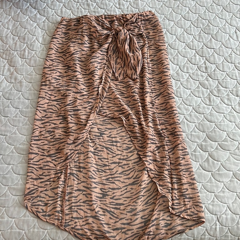 Beach cover up NWT